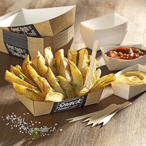 Essen, Präsentation des Essens, Pommes, Mittagessen, Mahlzeit