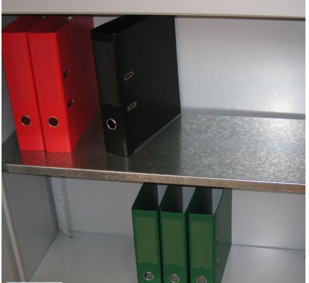 Bisley Flügeltürenschrank Universal - 1 verzinkter Fachboden 40cm Tiefe